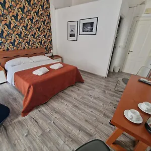 https://roma-story.it-romehotels.com