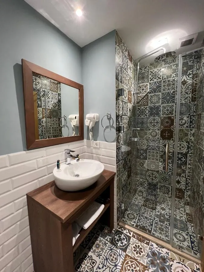Ch Hotel Баку 0*,  Азербайджан