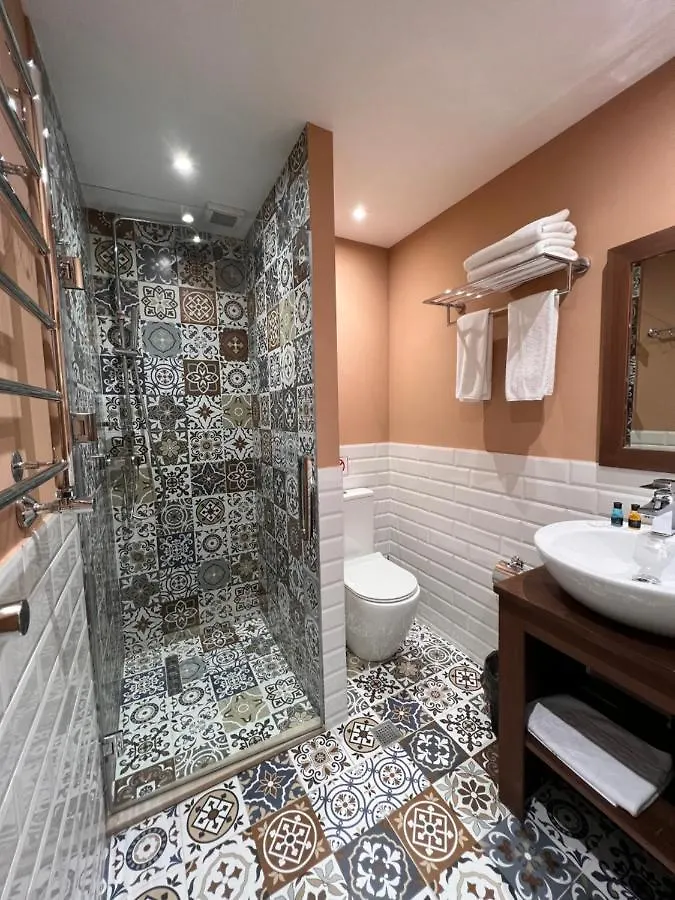 Ch Hotel Баку 0*,